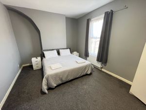 Photo 7- click for photo gallery